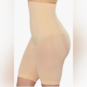 EVERYDAY SHAPEWEAR